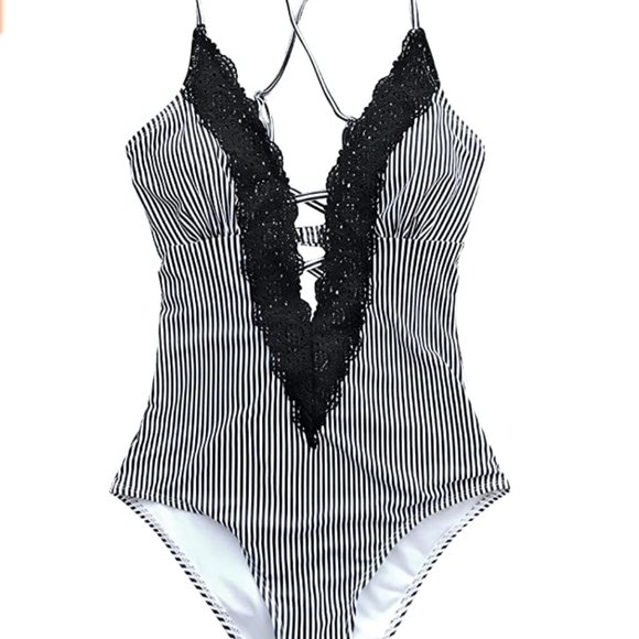 Cupshe Other - CUPSHE Women's Ladies Vintage Lace Bikini Sets Beach Swimwear Bathing Suit